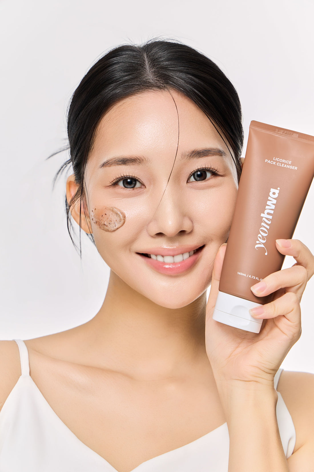 Yeonhwa Licorice Pack Cleanser 140ml